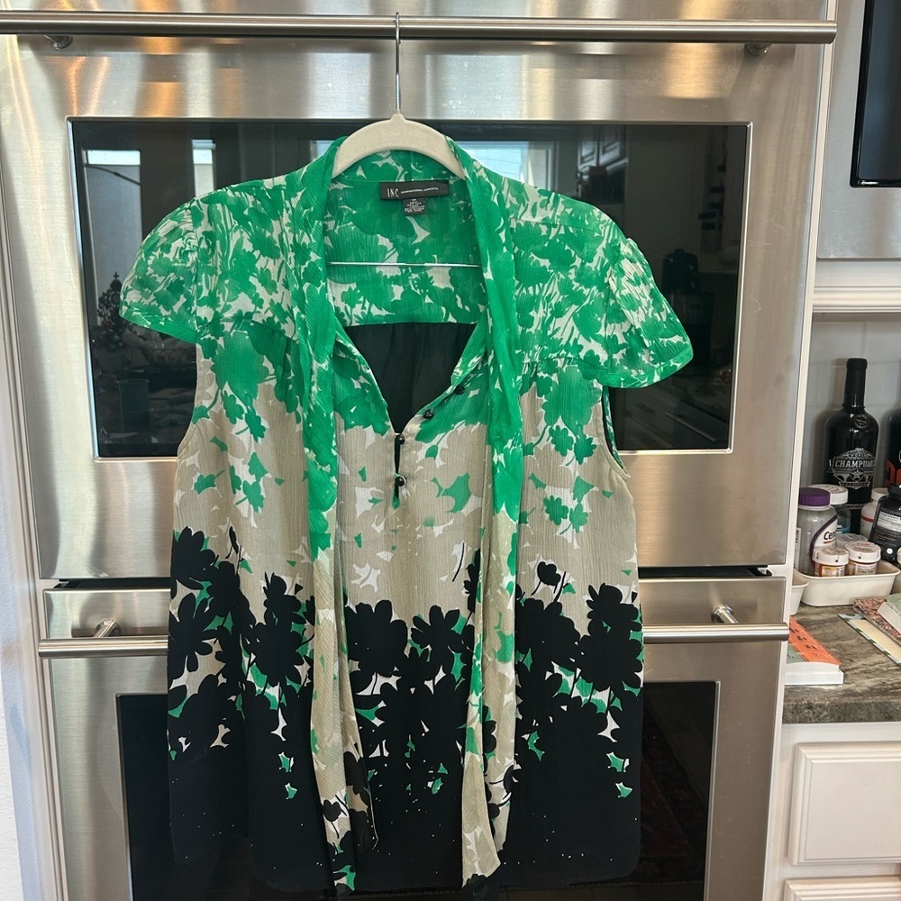 INC International Concepts Green Black Cream Floral Tie-Front Blouse